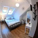 Δωμάτια σε οικογενειακή κατοικία Agromurena