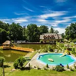 Δωμάτια σε οικογενειακή κατοικία Agromurena